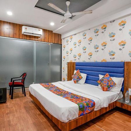 Fabhotel The Valentine - Udhna Road Σουράτ Εξωτερικό φωτογραφία