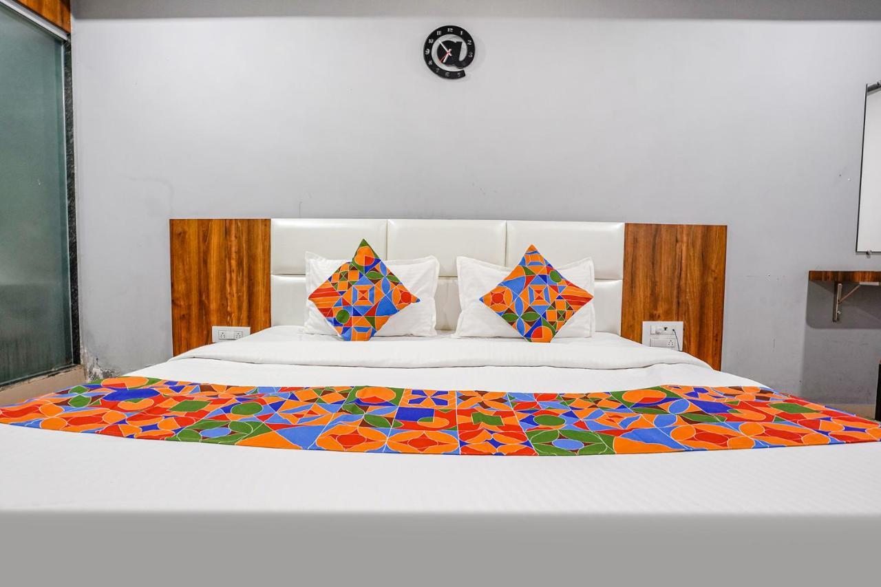 Fabhotel The Valentine - Udhna Road Σουράτ Εξωτερικό φωτογραφία